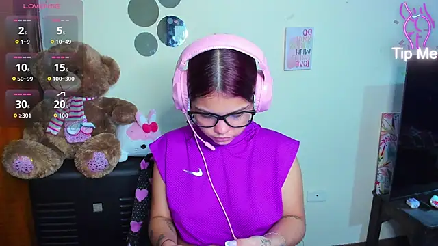 Emma boo online show from 03/08/26, 02:53