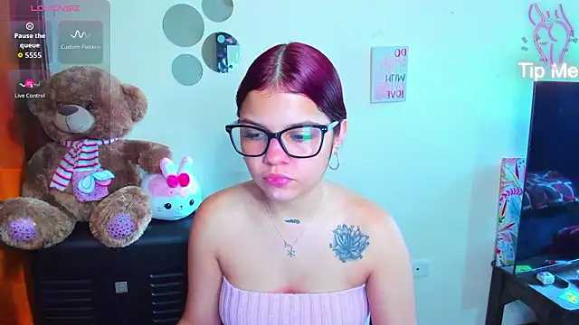 Emma boo online show from 02/22/26, 03:13