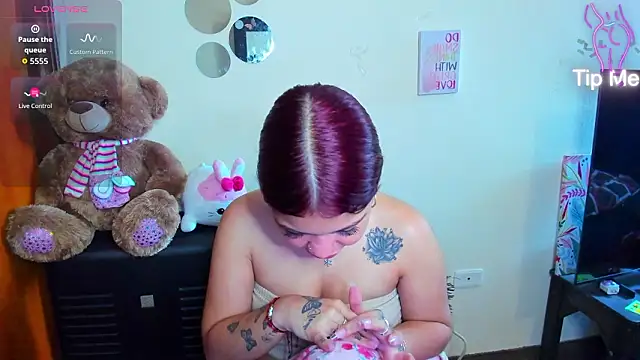 Emma boo online show from 02/20/26, 03:36