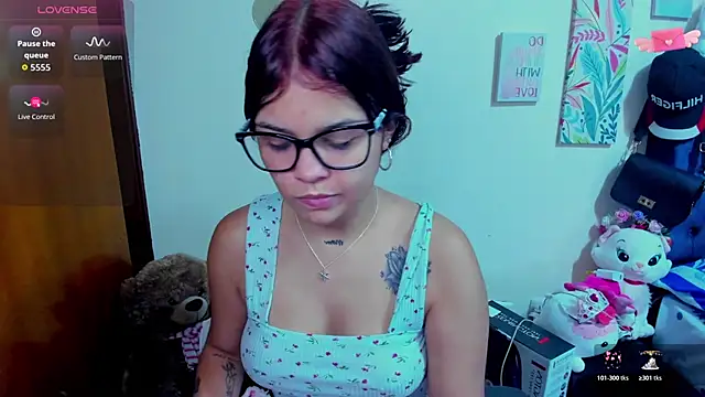 Emma boo online show from 11/09/25, 07:18