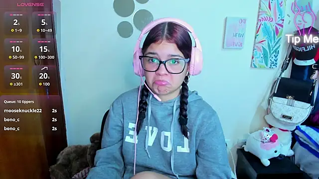 Emma boo online show from 12/04/25, 04:44