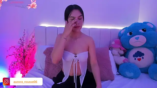 aurora rousse online show from 03/30/26, 03:08