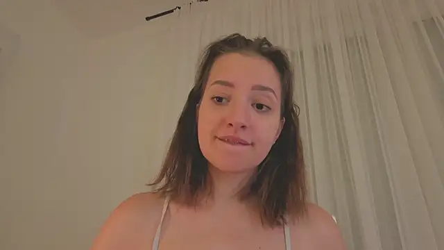  annieone online show from 10/28/25, 10:31