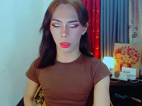 EXOTICGEORGINA online show from 11/17/25, 09:52