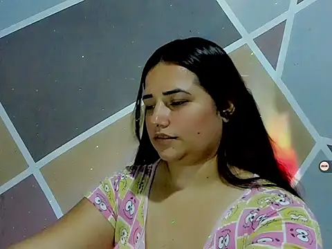 Snapshot of BeckyFlowers chatting on 11/04/25, 06:50 BeckyFlowers online show from 11/04/25, 06:50