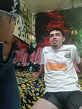 Snapshot of youngheart1 chatting on 10/29/25, 07:02 youngheart1 online show from 10/29/25, 07:02