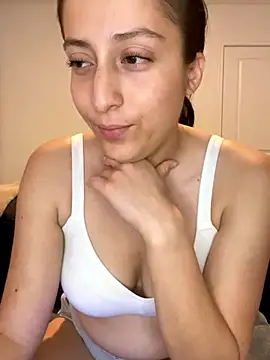 Synne online show from 11/23/25, 02:32