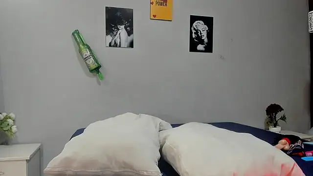 sexynova 93 online show from 03/26/26, 07:45