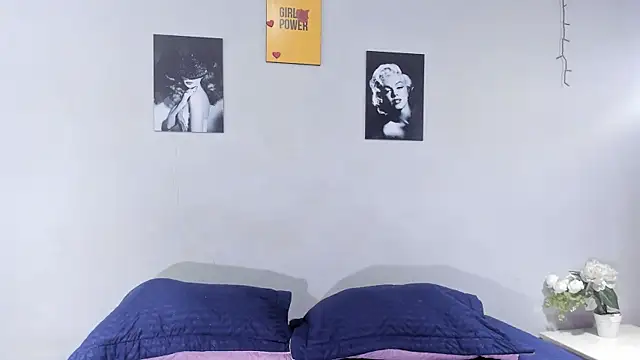 sexynova 93 online show from 01/12/26, 07:53