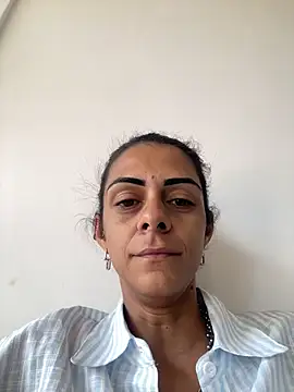 sabrinaneves online show from 04/18/26, 01:24