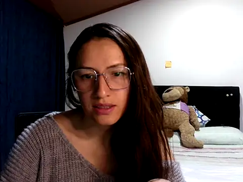 KendallTwisTx online show from 12/03/25, 04:13