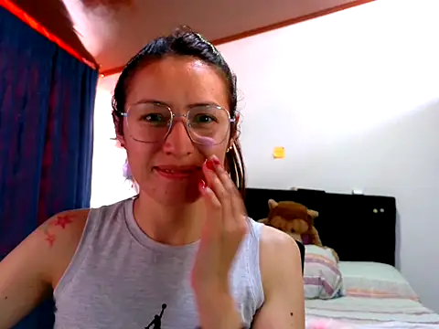 KendallTwisTx online show from 11/25/25, 08:31