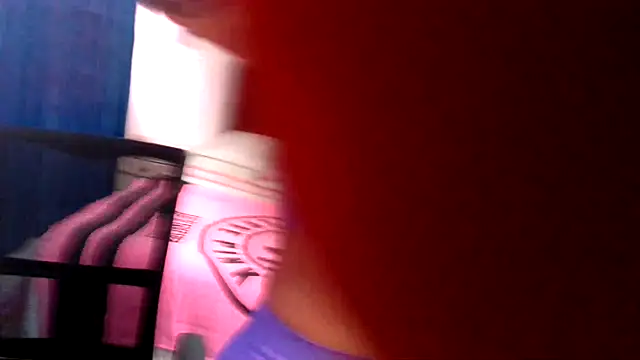 Snapshot of KendallTwisTx chatting on 10/29/25, 09:36 KendallTwisTx online show from 10/29/25, 09:36