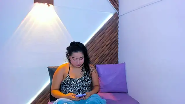 Fkn dream18 online show from 06/08/26, 01:50