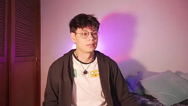 estmonnn online show from 05/12/26, 01:02