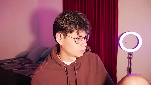 estmonnn online show from 04/09/26, 12:12