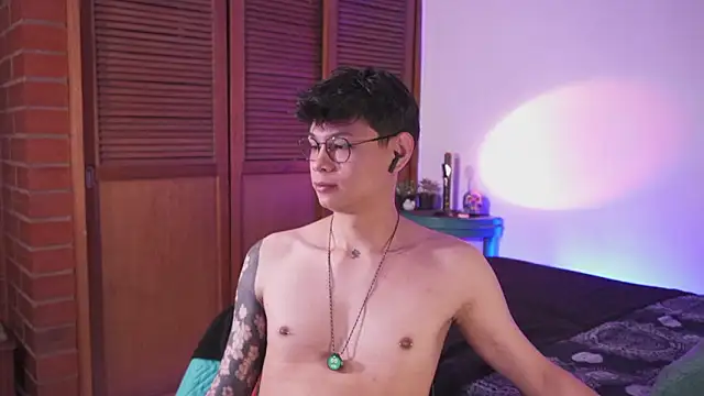 estmonnn online show from 02/12/26, 01:49