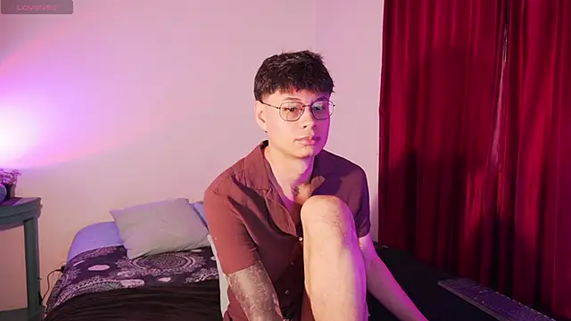 estmonnn online show from 04/13/26, 10:36