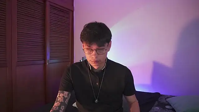 estmonnn online show from 02/17/26, 12:52