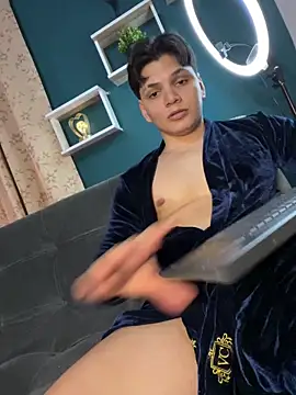 pinksmile 1 online show from 03/28/26, 03:40