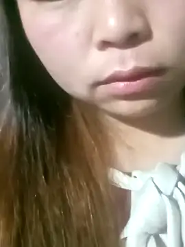 Snapshot of matbiec- chatting on 11/13/25, 09:40 matbiec- online show from 11/13/25, 09:40