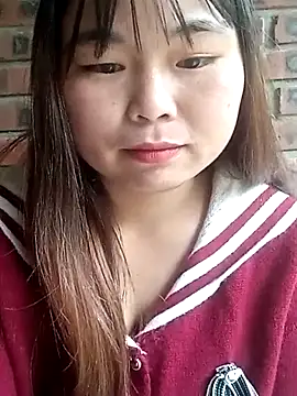 Snapshot of matbiec- chatting on 11/19/25, 01:27 matbiec- online show from 11/19/25, 01:27