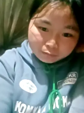 Snapshot of matbiec- chatting on 11/01/25, 01:49 matbiec- online show from 11/01/25, 01:49