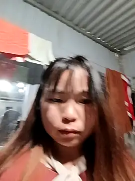 Snapshot of matbiec- chatting on 11/27/25, 01:50 matbiec- online show from 11/27/25, 01:50