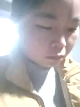 Snapshot of matbiec- chatting on 11/04/25, 10:57 matbiec- online show from 11/04/25, 10:57