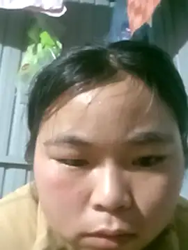 Snapshot of matbiec- chatting on 11/07/25, 10:35 matbiec- online show from 11/07/25, 10:35