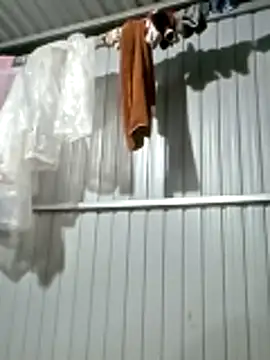 Snapshot of matbiec- chatting on 11/11/25, 12:22 matbiec- online show from 11/11/25, 12:22