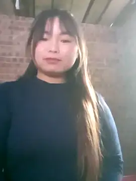 Snapshot of matbiec- chatting on 11/17/25, 05:00 matbiec- online show from 11/17/25, 05:00