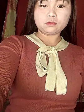 Snapshot of matbiec- chatting on 11/25/25, 02:12 matbiec- online show from 11/25/25, 02:12