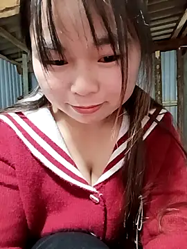 Snapshot of matbiec- chatting on 12/02/25, 02:30 matbiec- online show from 12/02/25, 02:30