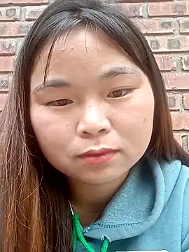 Snapshot of matbiec- chatting on 11/09/25, 02:26 matbiec- online show from 11/09/25, 02:26