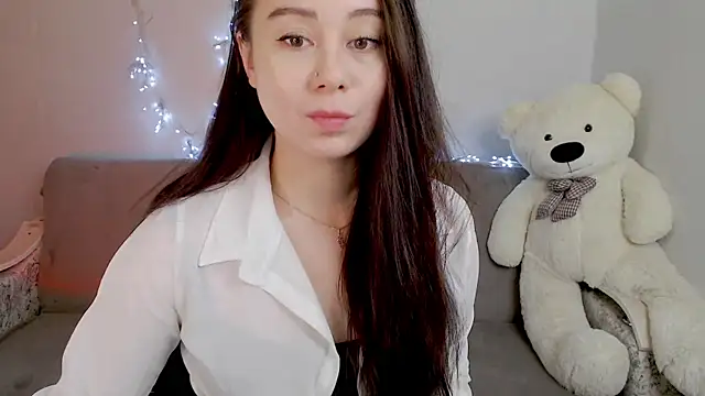 Snapshot of WOWalina chatting on 10/30/25, 01:48 WOWalina online show from 10/30/25, 01:48