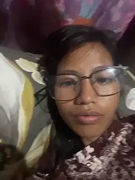 hottiebabe23 online show from 11/15/25, 08:46