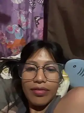 hottiebabe23 online show from 11/21/25, 05:56