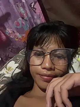 hottiebabe23 online show from 11/22/25, 09:02