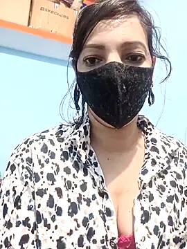 Snapshot of Priyaa_telugu chatting on 10/29/25, 10:20 Priyaa telugu online show from 10/29/25, 10:20