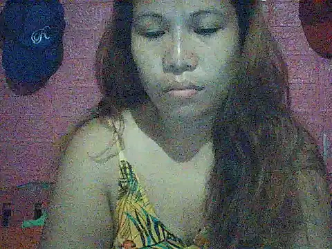Snapshot of sweet_buncandy chatting on 06/18/26, 06:13 sweet buncandy online show from 06/18/26, 06:13