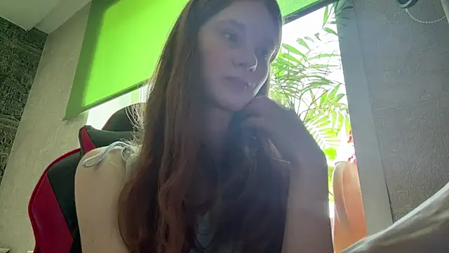 Snapshot of AriellaVenturi chatting on 07/18/26, 07:50 AriellaVenturi online show from 07/18/26, 07:50