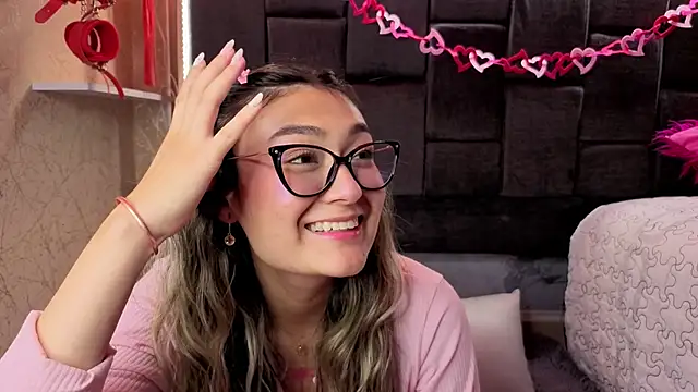 Im-Lola online show from 02/12/26, 09:47