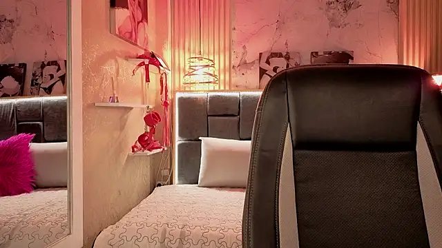 Im-Lola online show from 03/12/26, 11:09