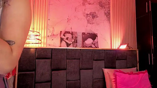 Im-Lola online show from 02/23/26, 09:04