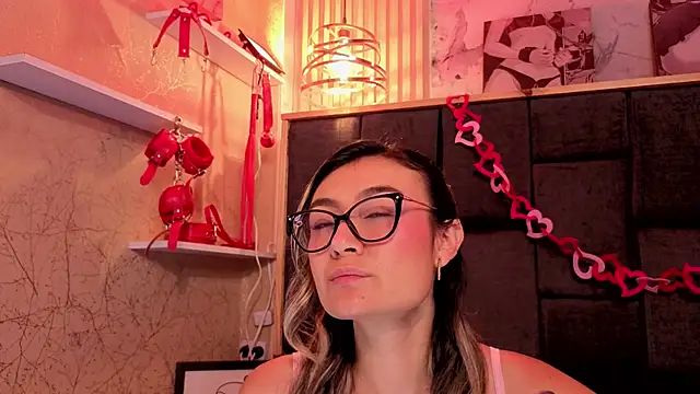 Im-Lola online show from 02/15/26, 09:08