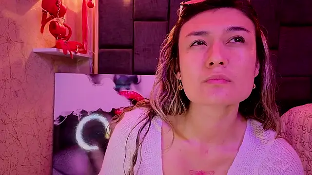 Im-Lola online show from 03/06/26, 10:49