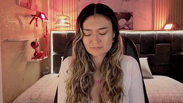 Im-Lola online show from 03/11/26, 08:47