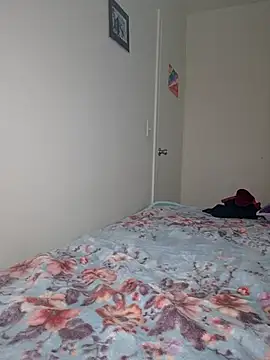 Snapshot of Samiee_sospicyxxx chatting on 10/30/25, 04:37 Samiee sospicyxxx online show from 10/30/25, 04:37