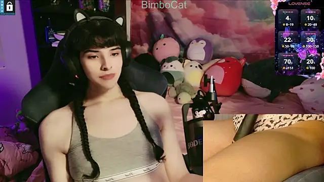 Snapshot of BimboCat chatting on 11/17/25, 02:15 BimboCat online show from 11/17/25, 02:15